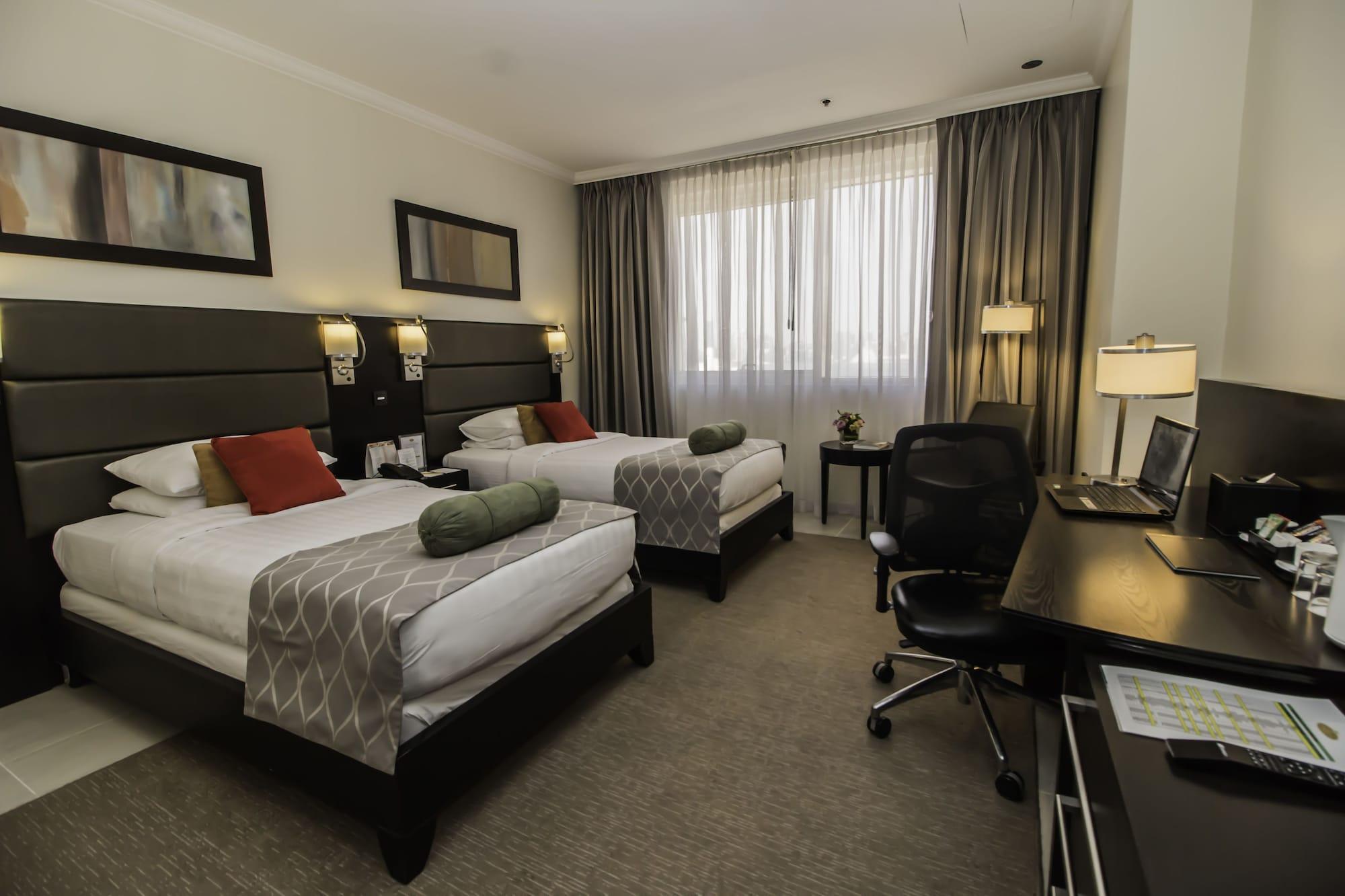 The Royal Riviera Hotel Doha Exteriör bild
