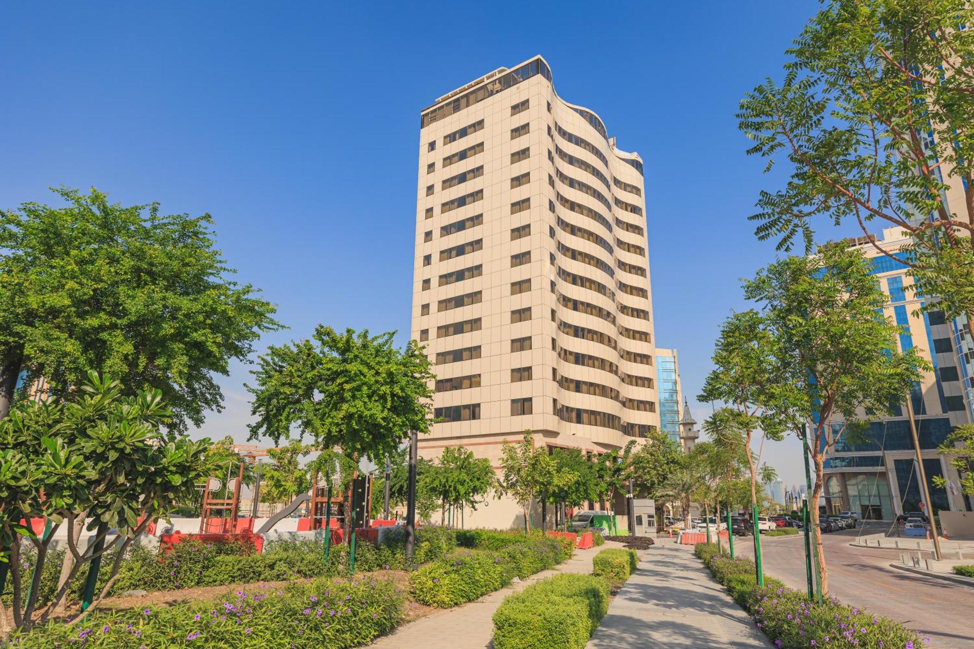The Royal Riviera Hotel Doha Exteriör bild